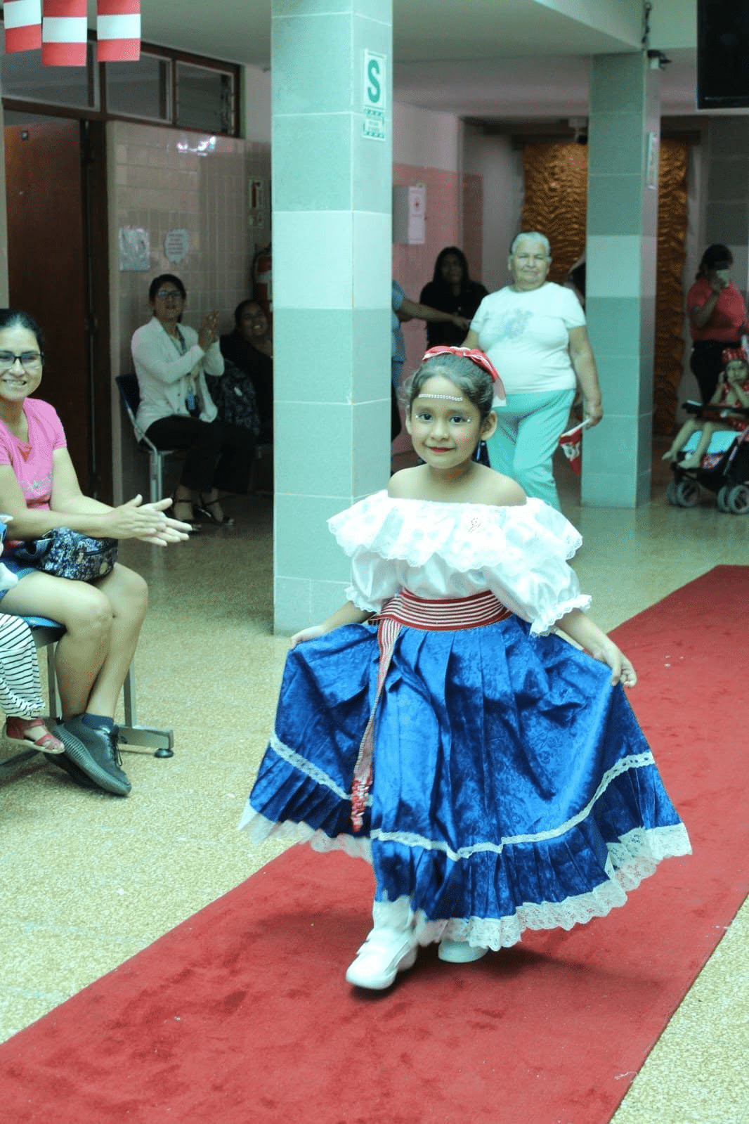 desfileFiestasPatrias10